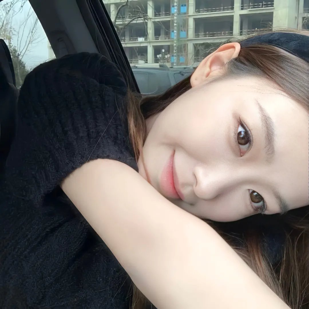 行走的鸡毛掸子